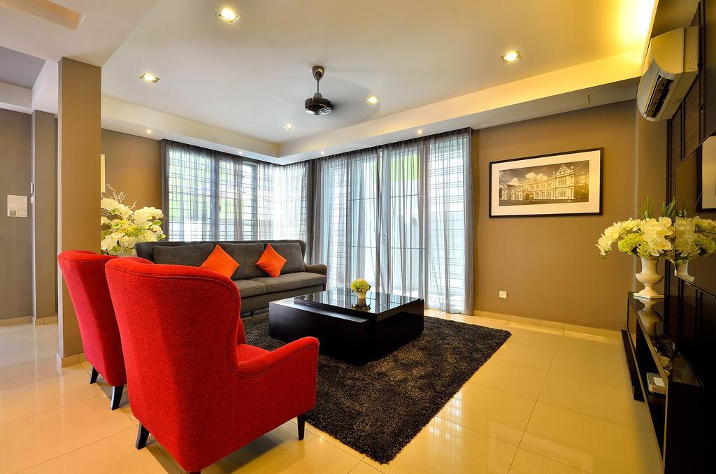 Plumeria Luxury Service Villa George Town Eksteriør bilde